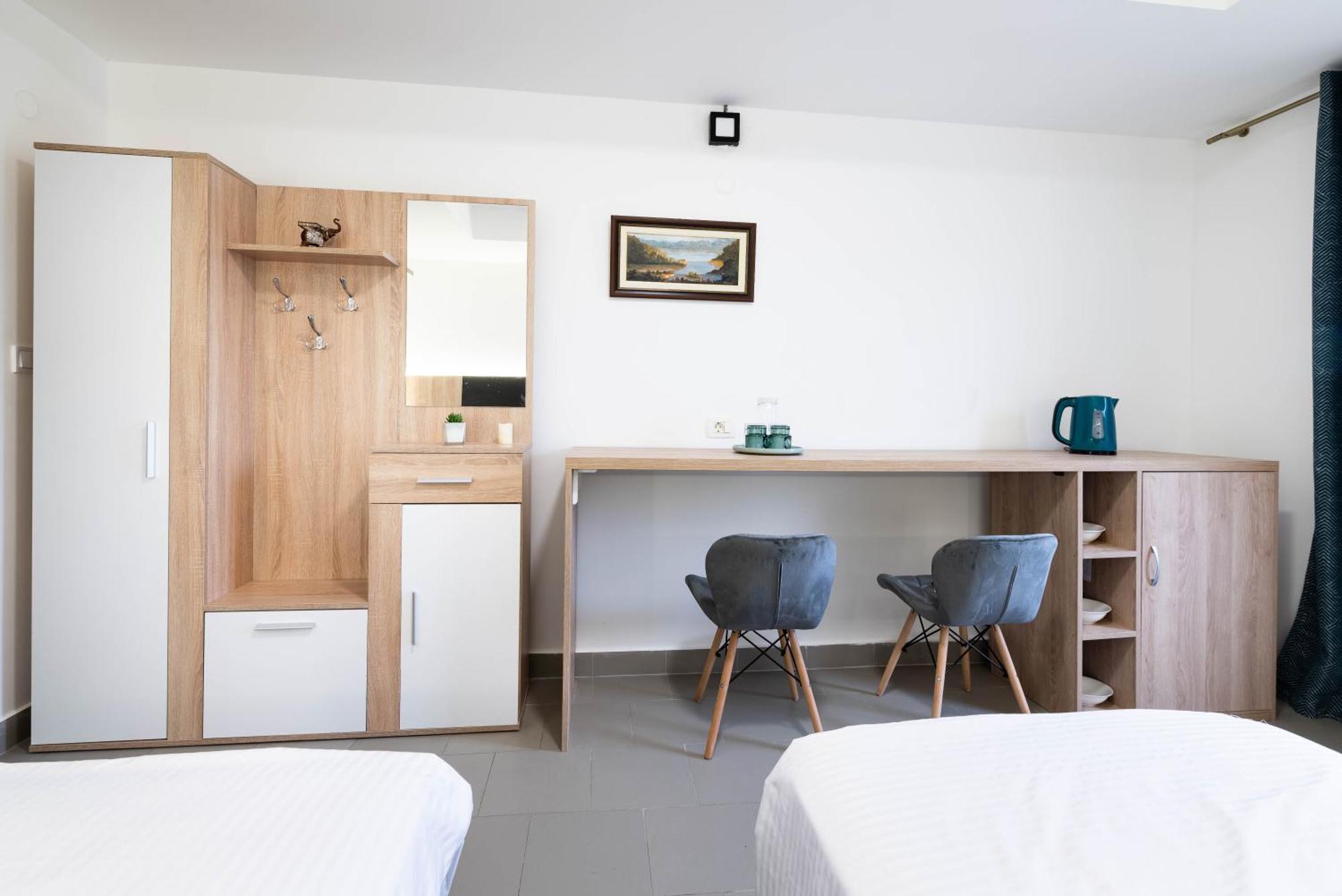 Studio Apartment Cudo Nevidjeno Karuc Esterno foto