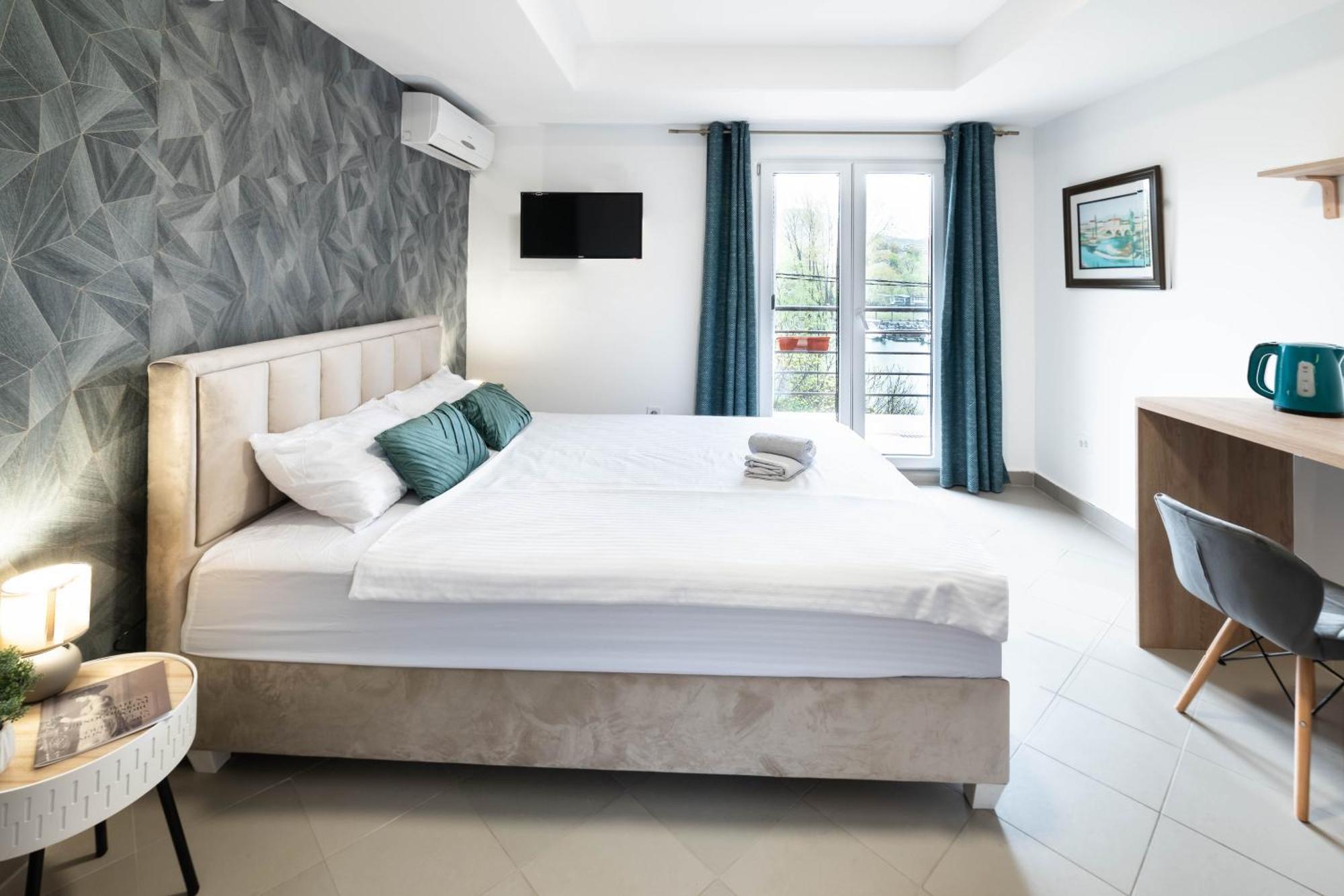 Studio Apartment Cudo Nevidjeno Karuc Esterno foto