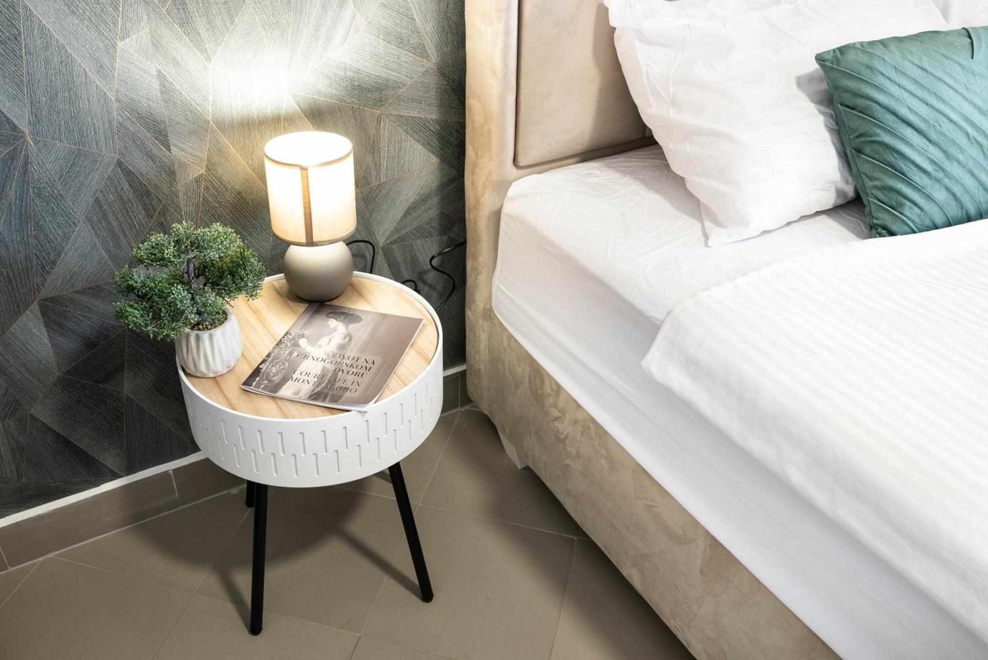 Studio Apartment Cudo Nevidjeno Karuc Esterno foto