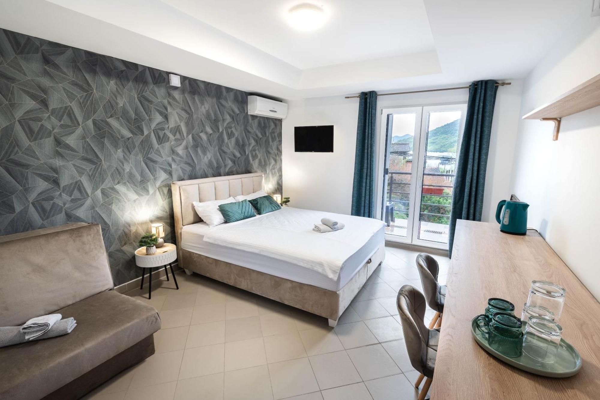 Studio Apartment Cudo Nevidjeno Karuc Esterno foto